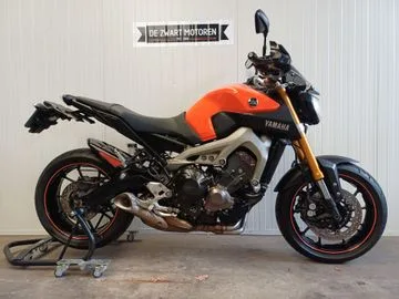 Yamaha MT-09 (2014) — foto 1