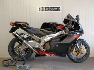 Aprilia RSV 1000 R (2004) — foto 1