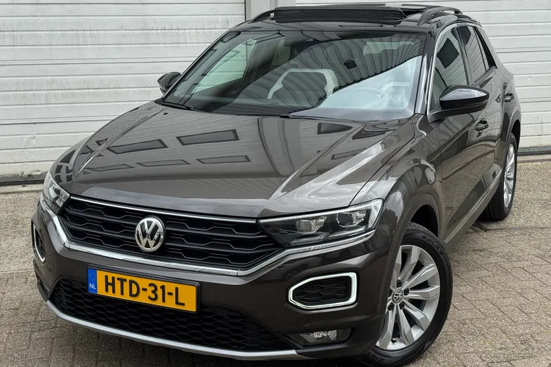 Volkswagen T-Roc (2021)