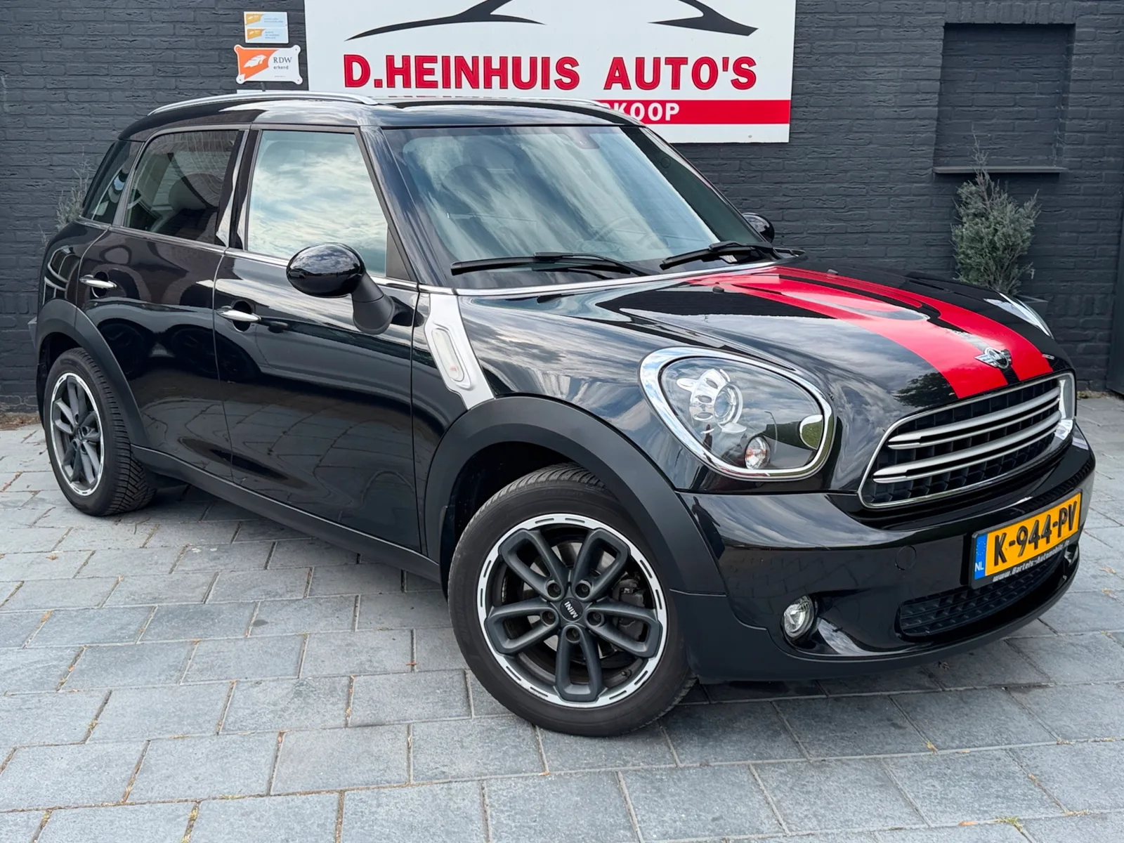 MINI Countryman (2015) — foto 1