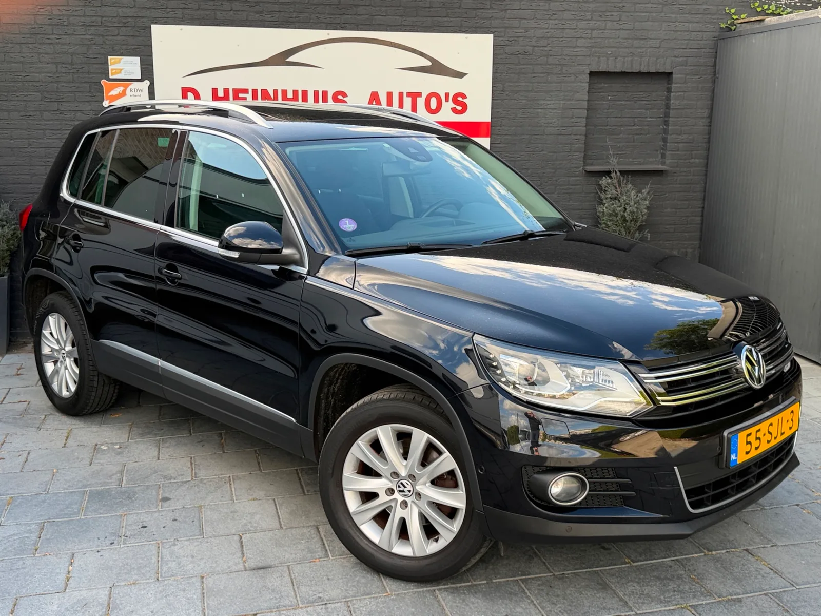 Volkswagen Tiguan (2011) — foto 1
