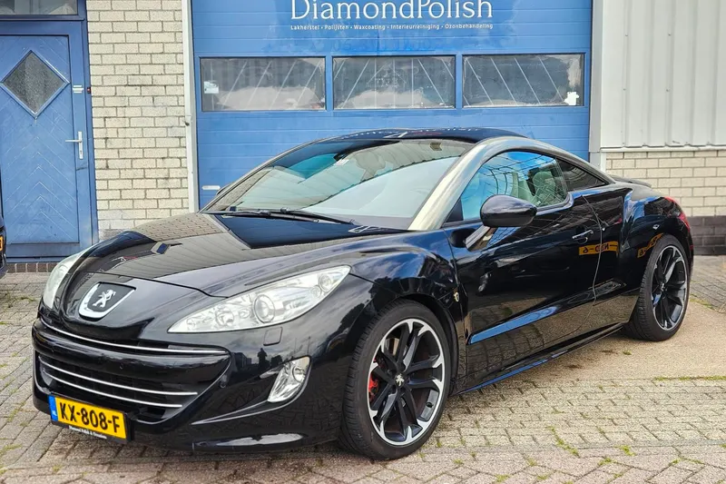 Peugeot RCZ (2011)