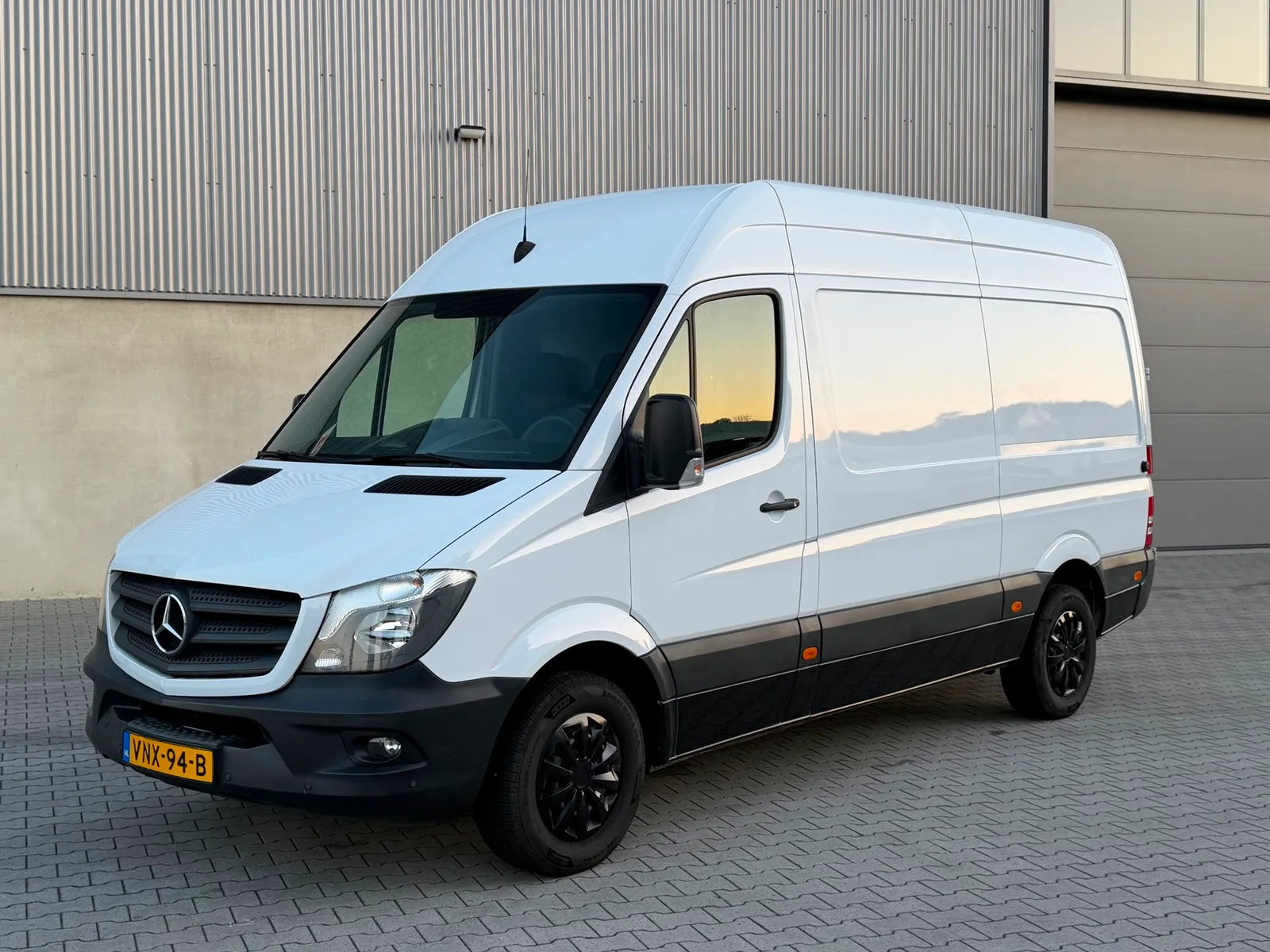 Mercedes-Benz Sprinter (2015) — foto 1