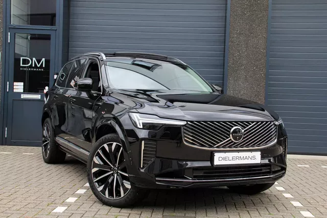 Volvo XC90 (2025) — foto 1