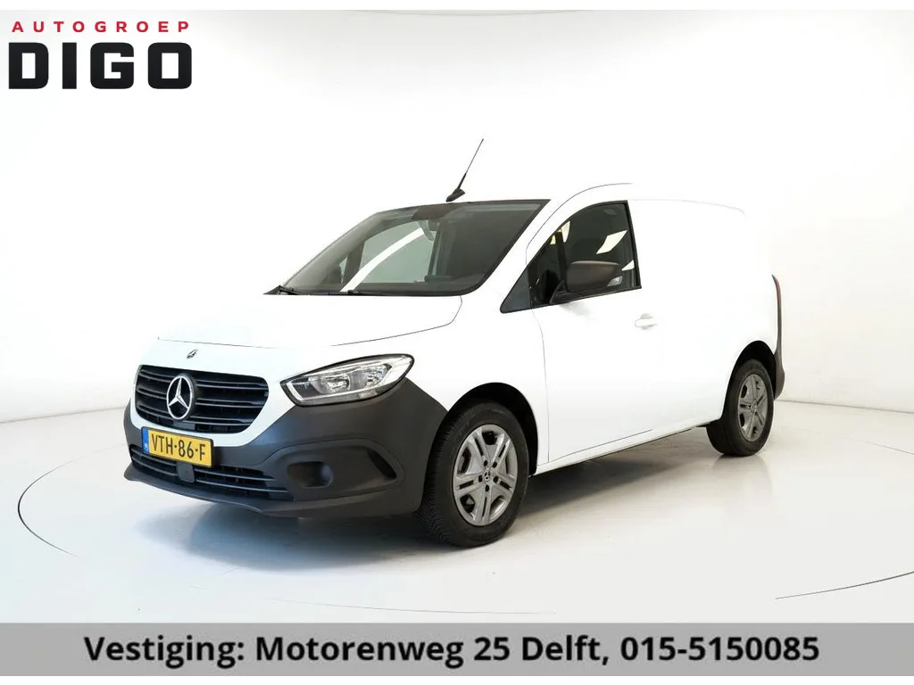 Mercedes-Benz Citan (2023) — foto 1