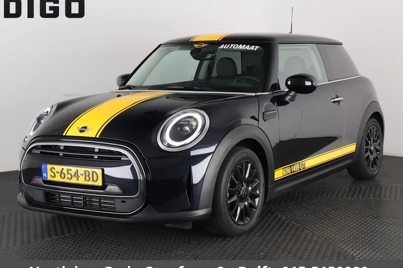 MINI Cooper (2023)