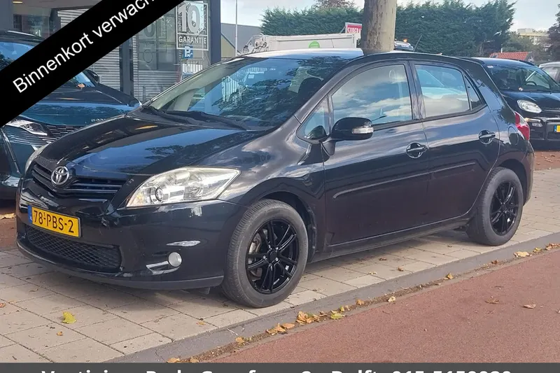 Toyota Auris (2011)