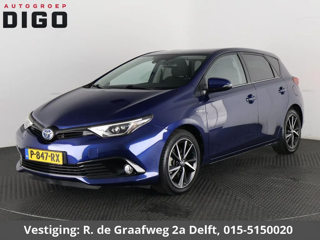 Toyota Auris (2018) — foto 1