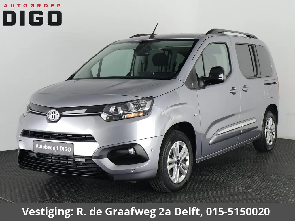 Toyota ProAce City Verso (2023) — foto 1