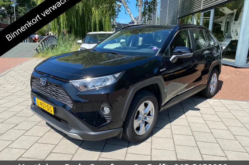 Toyota RAV4 (2021)