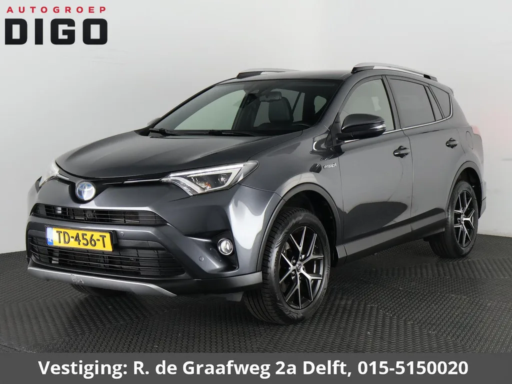 Toyota RAV4 (2016) — foto 1