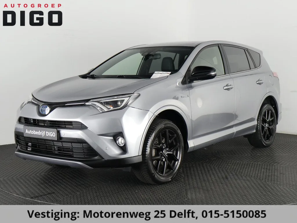 Toyota RAV4 (2018) — foto 1