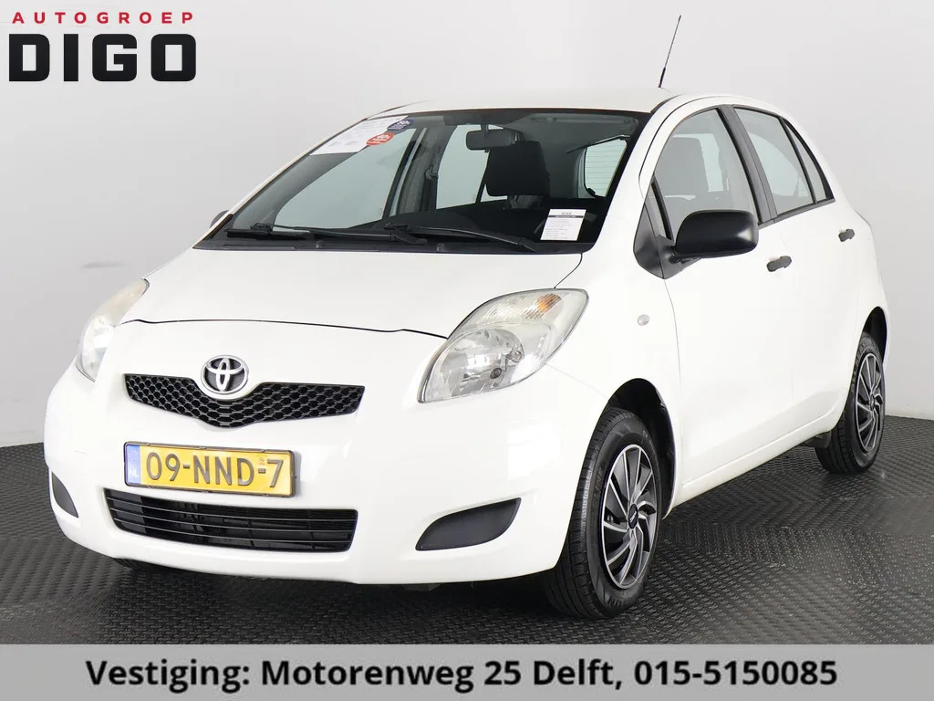 Toyota Yaris (2010) — foto 1