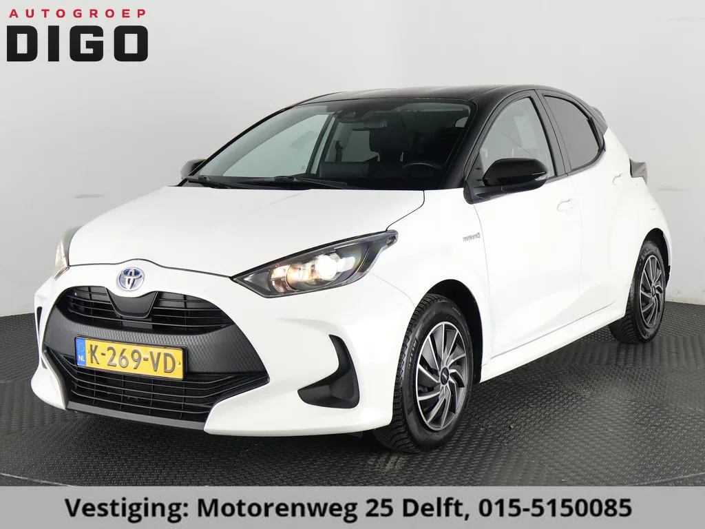 Toyota Yaris (2021) — foto 1