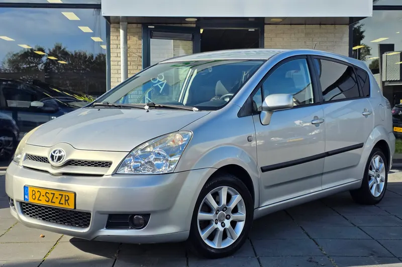Toyota Verso (2006)