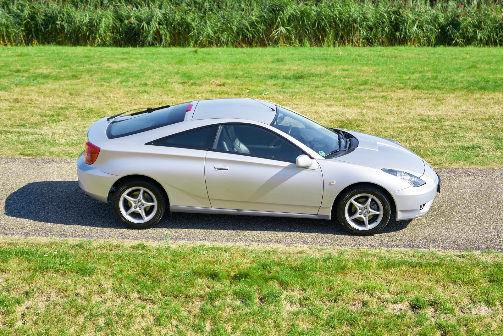 Toyota Celica (2003) — foto 1