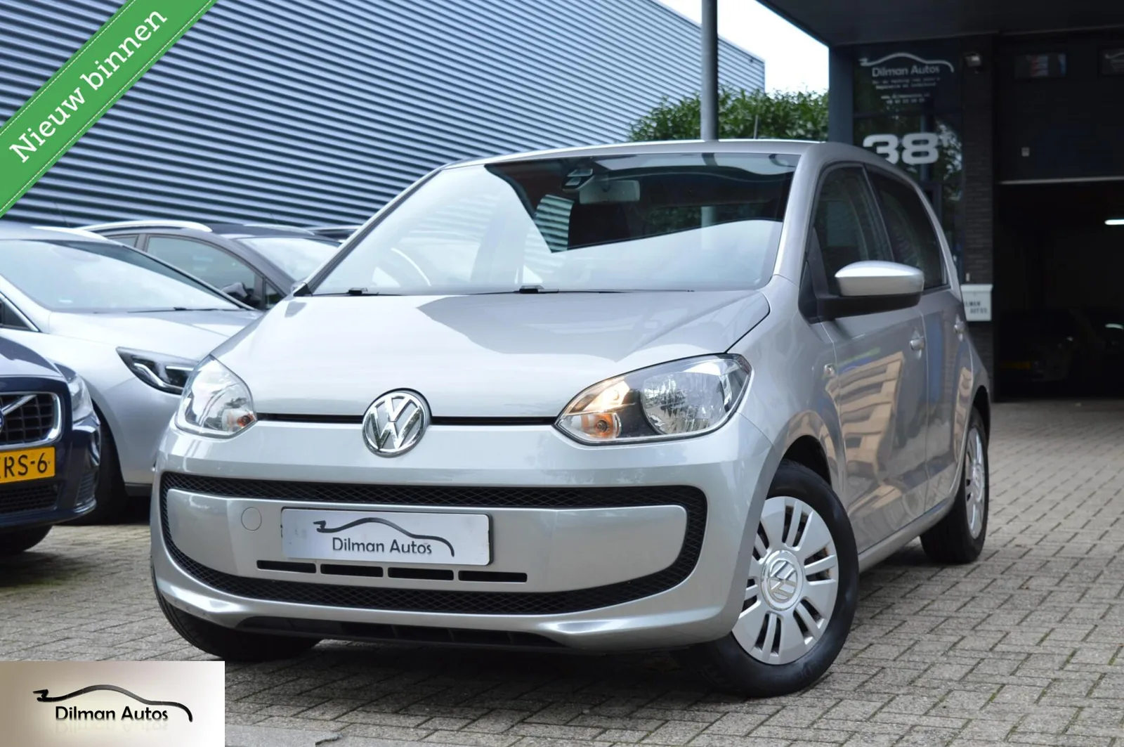 Volkswagen Up! (2013) — foto 1
