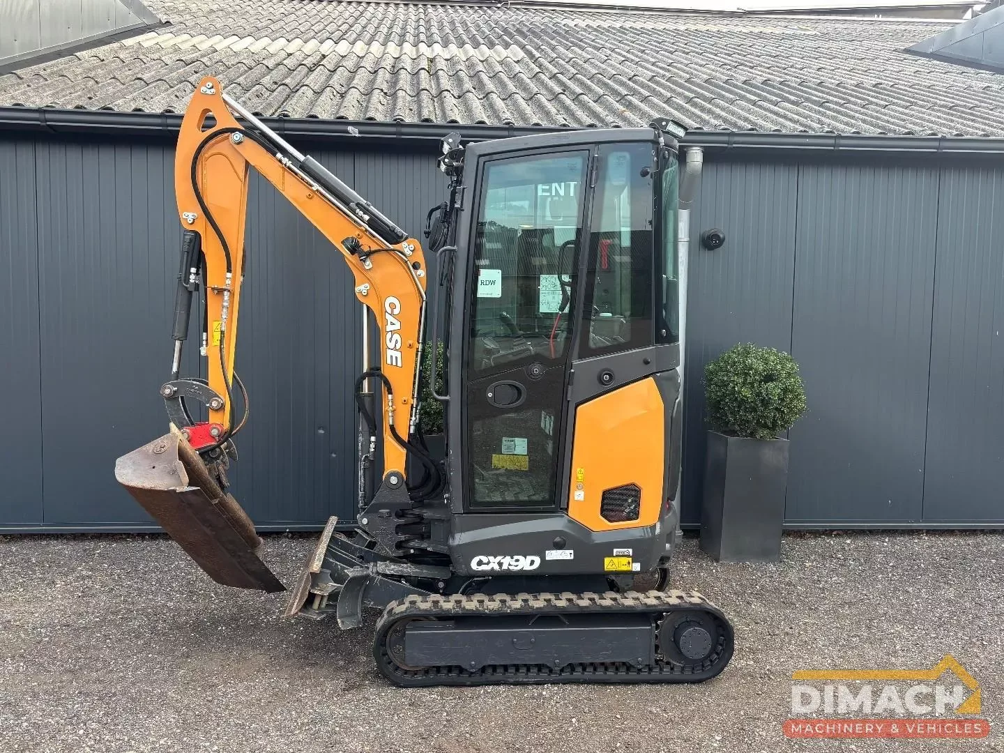 Case CX19D (2023) — foto 1