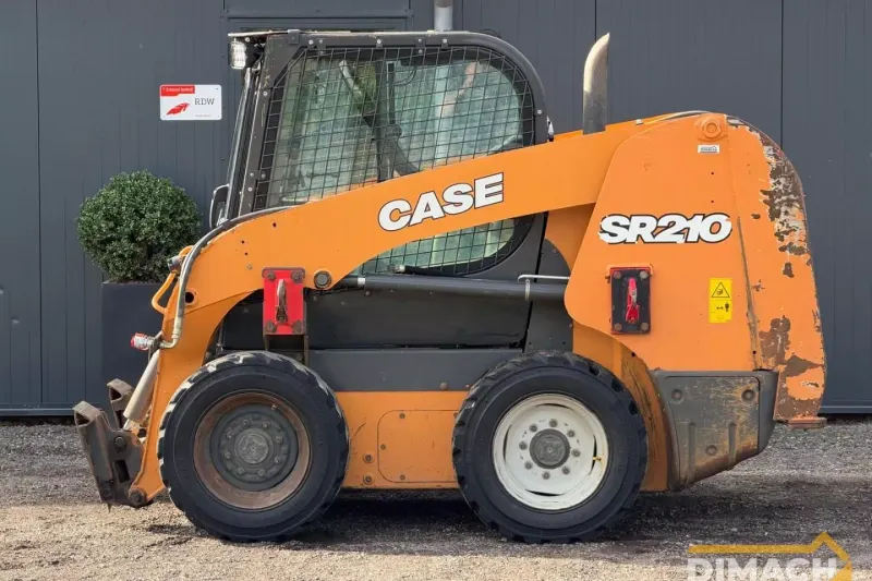Case SR210 (2017)