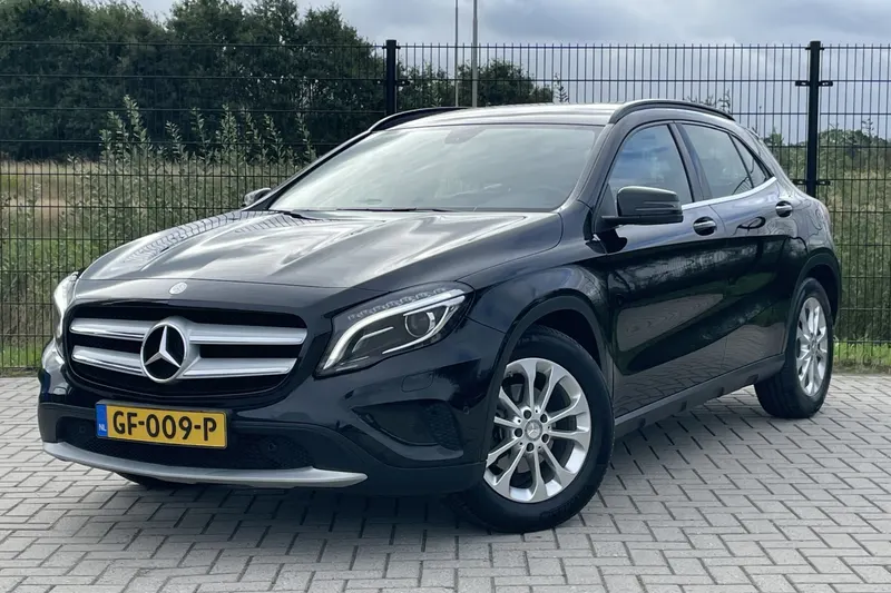 Mercedes-Benz GLA (2014)