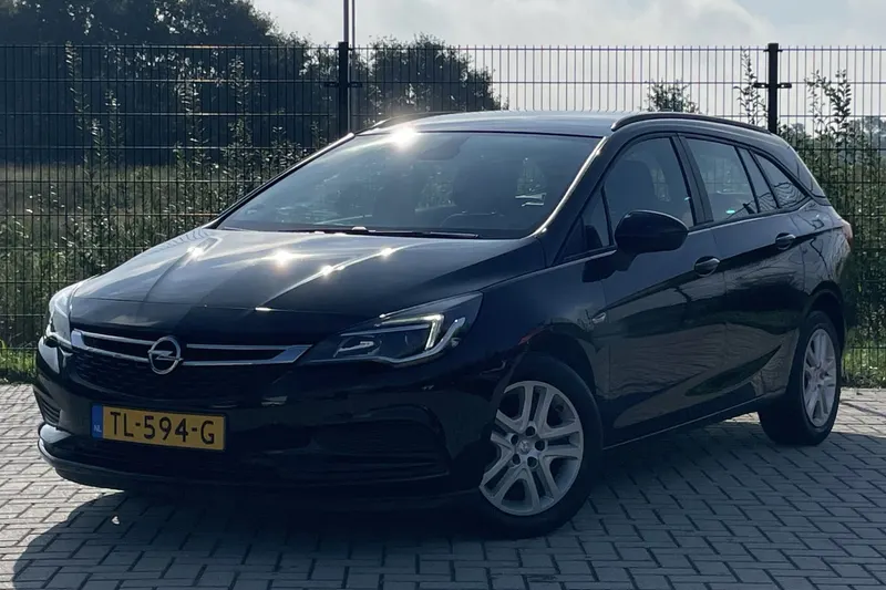 Opel Astra Sports Tourer (2018)