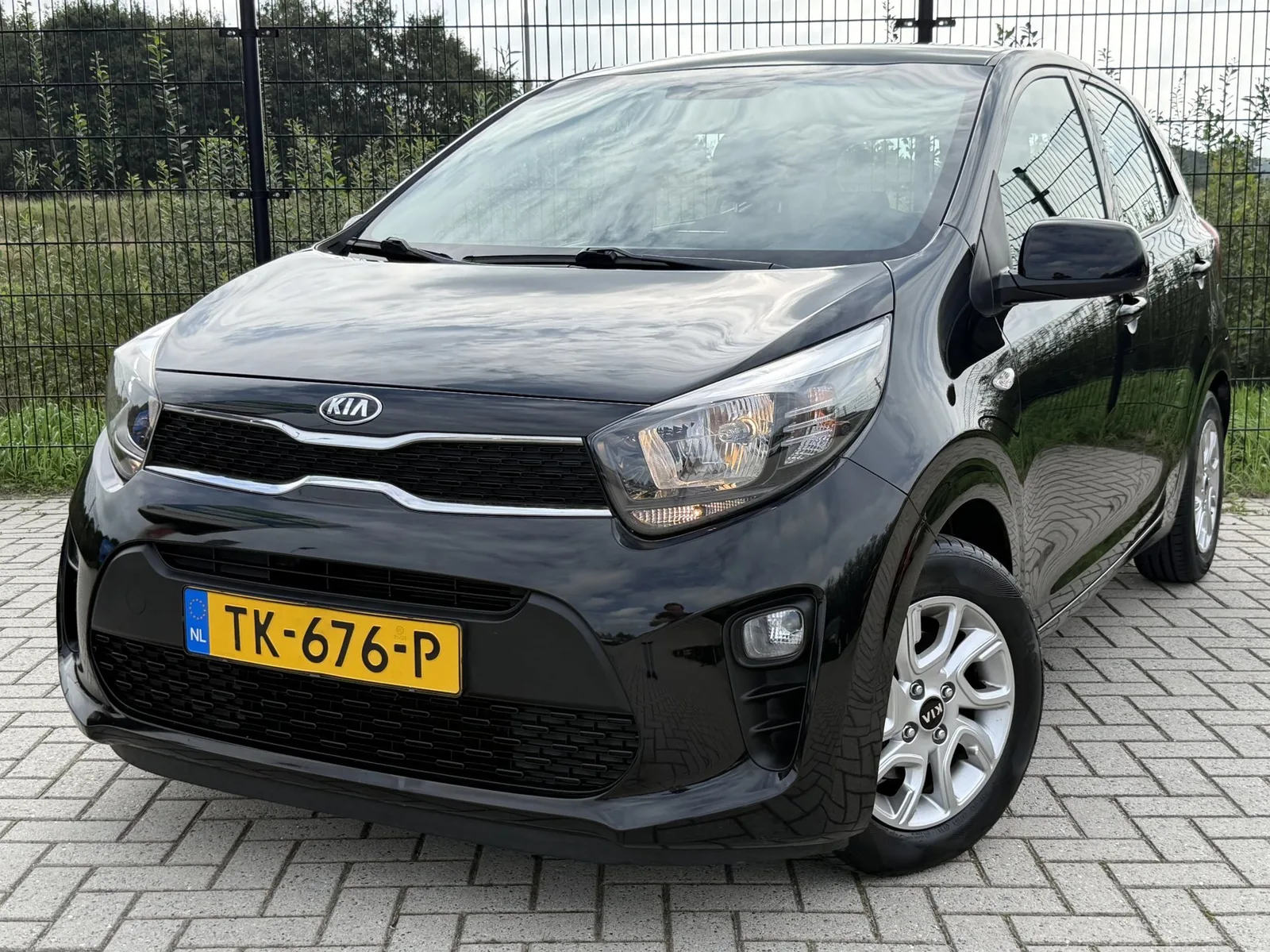 Kia Picanto (2018) — foto 1
