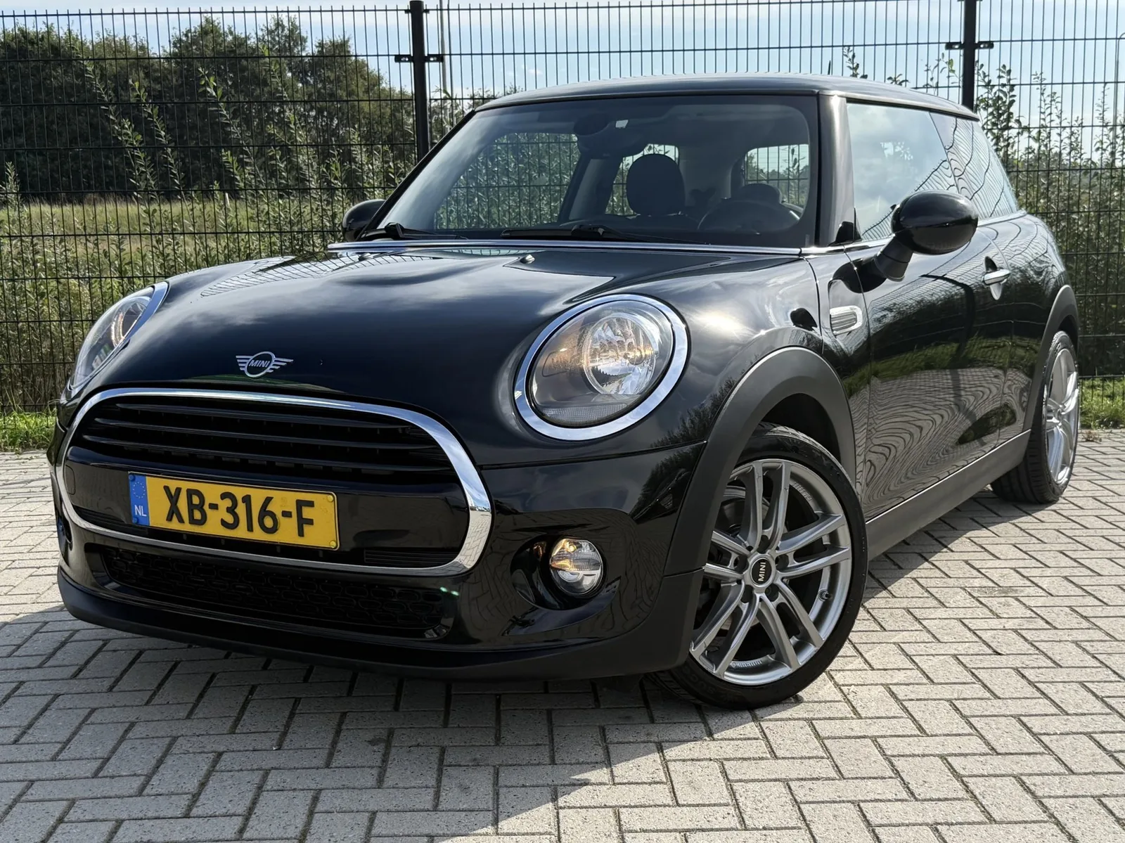MINI Cooper (2018) — foto 1