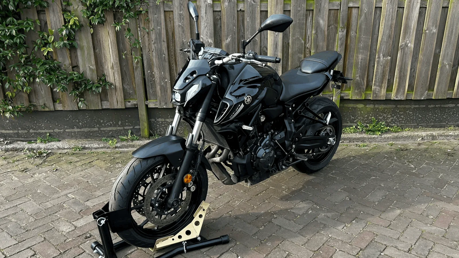 Yamaha MT-07 (2023) — foto 1