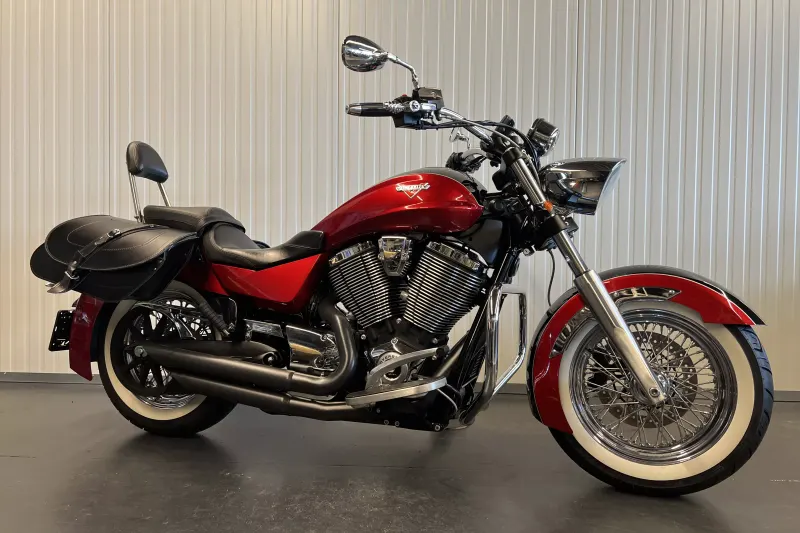 VICTORY BOARDWALK 1700 106CI (2016)