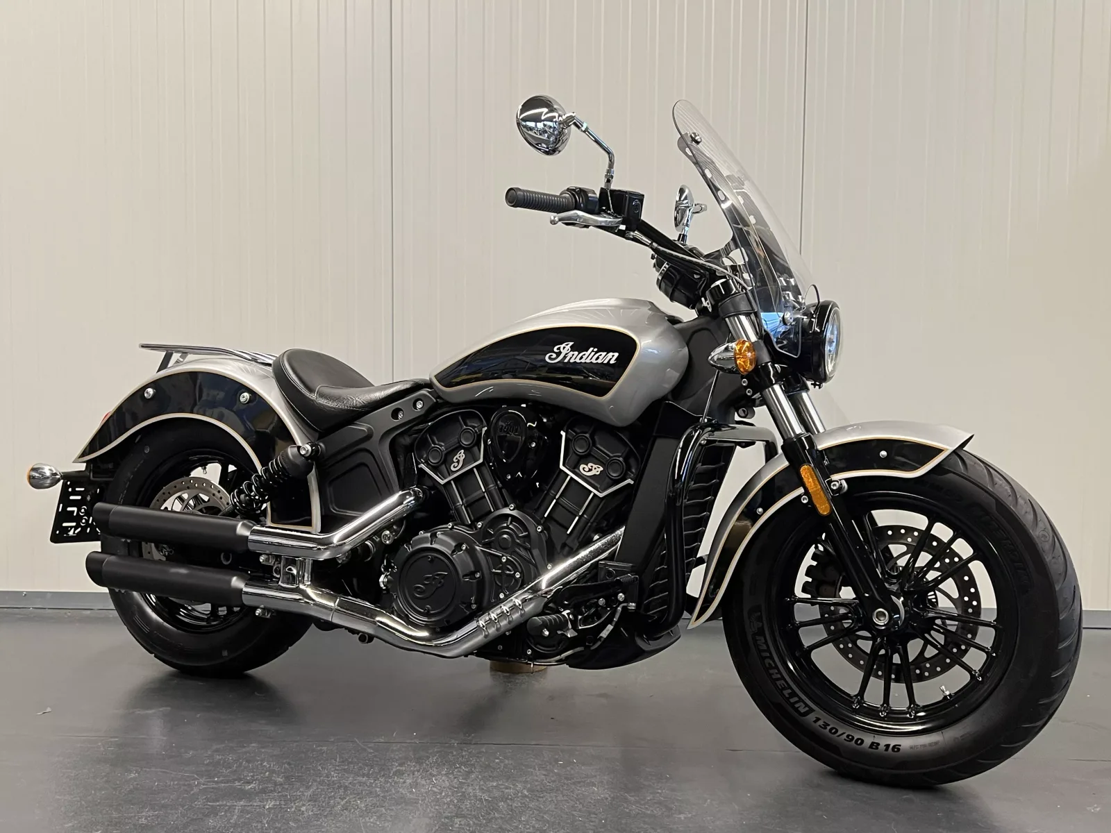 Indian Scout (2017) — foto 1