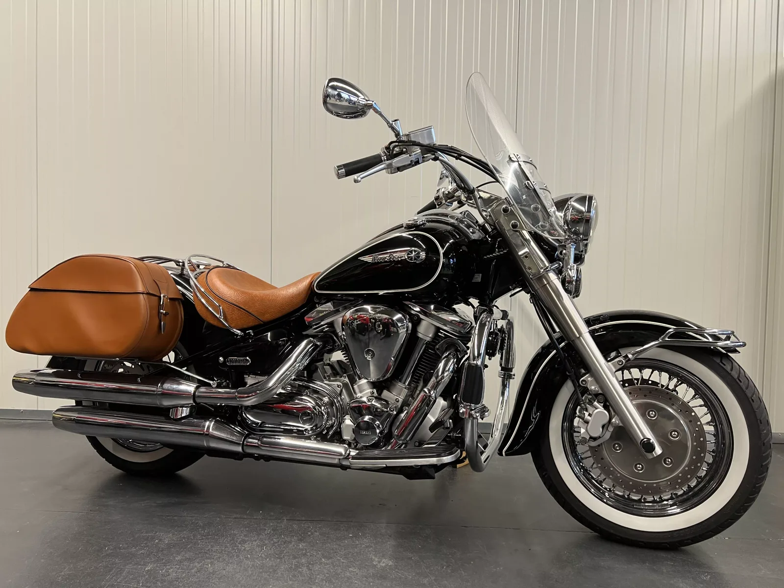 Yamaha XV 1600 Wildstar (2004) — foto 1
