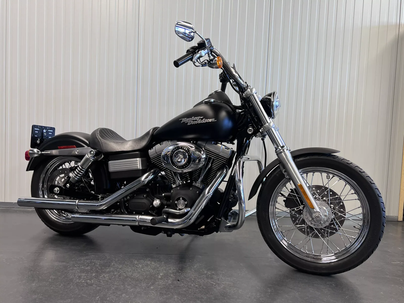 Harley-Davidson Street Bob (2007) — foto 1