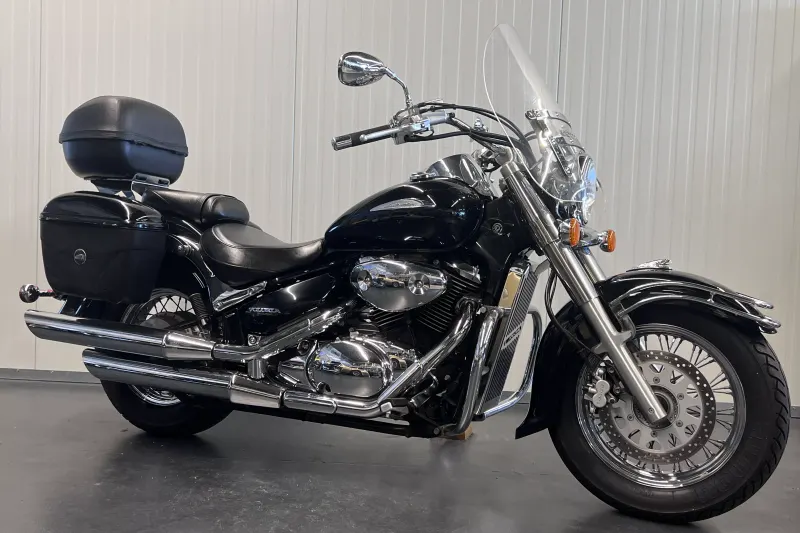 Suzuki VL 800 VOLUSIA (2002)