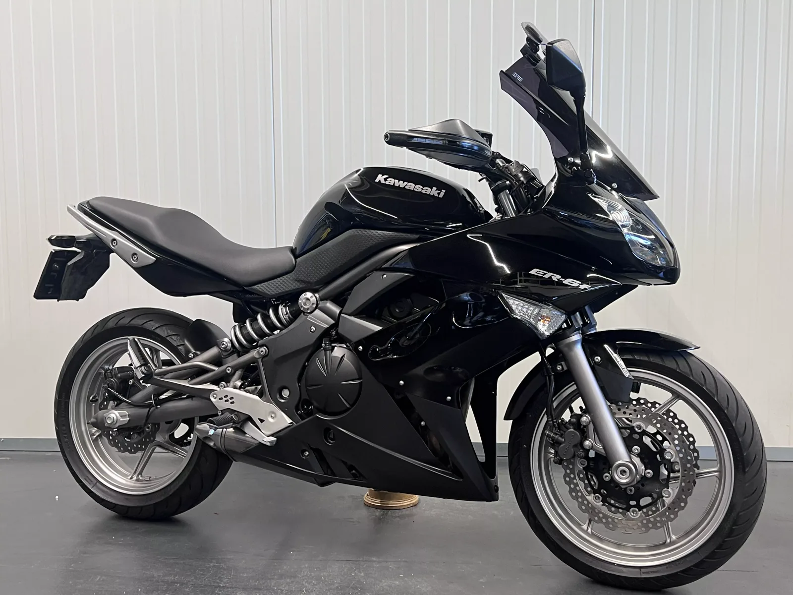 Kawasaki ER-6f (2010) — foto 1