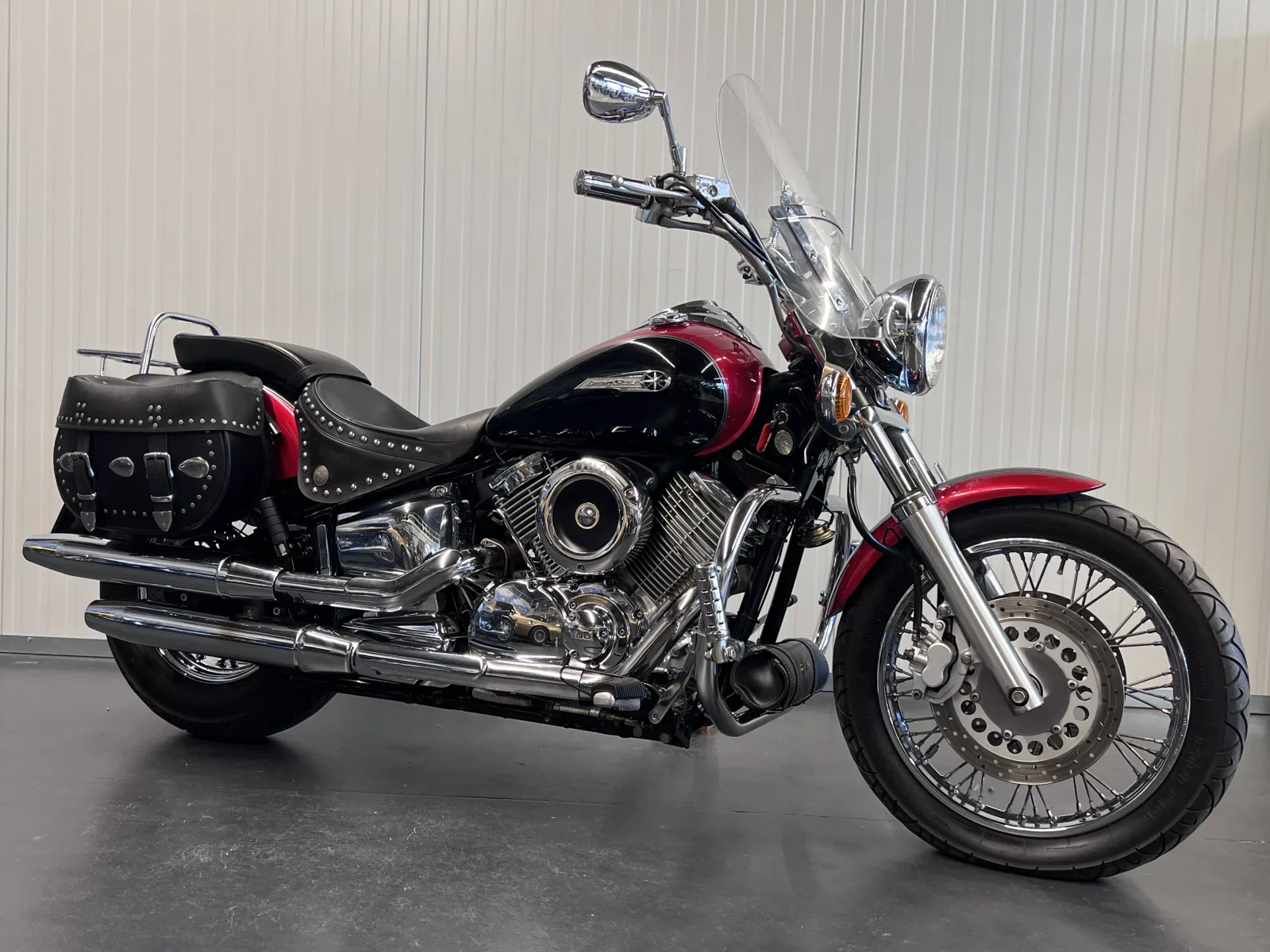 Yamaha XVS 1100 Dragstar (1999) — foto 1