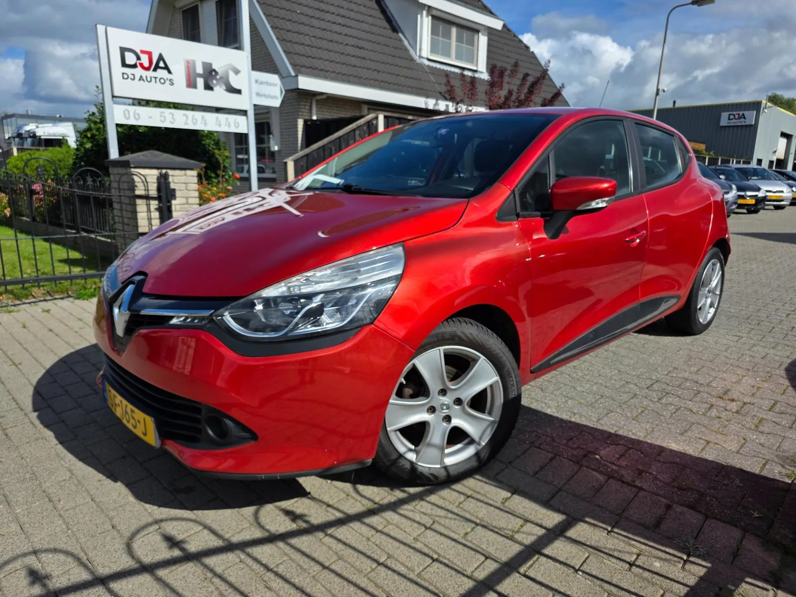 Renault Clio (2015) — foto 1