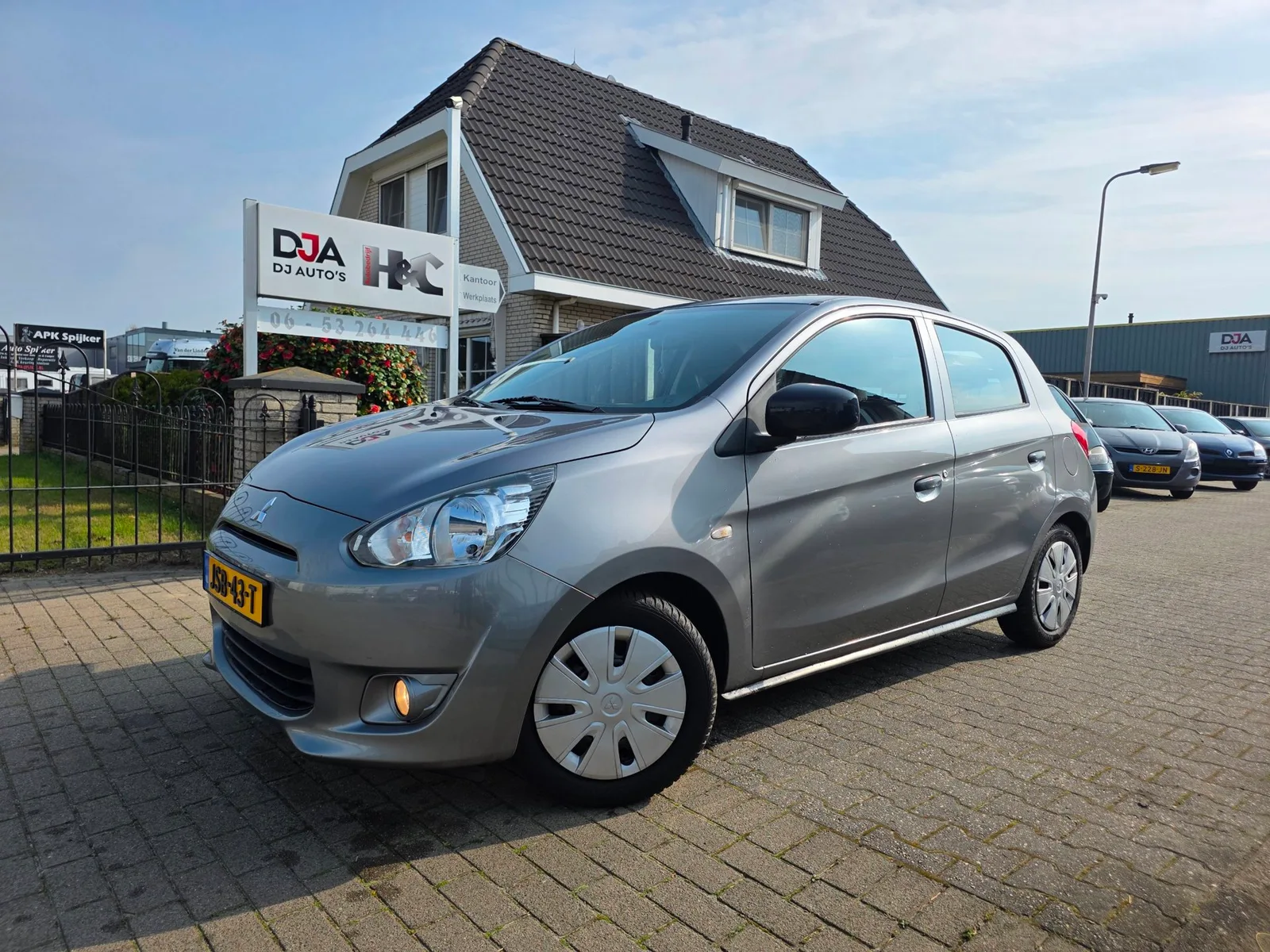 Mitsubishi Space Star (2015) — foto 1