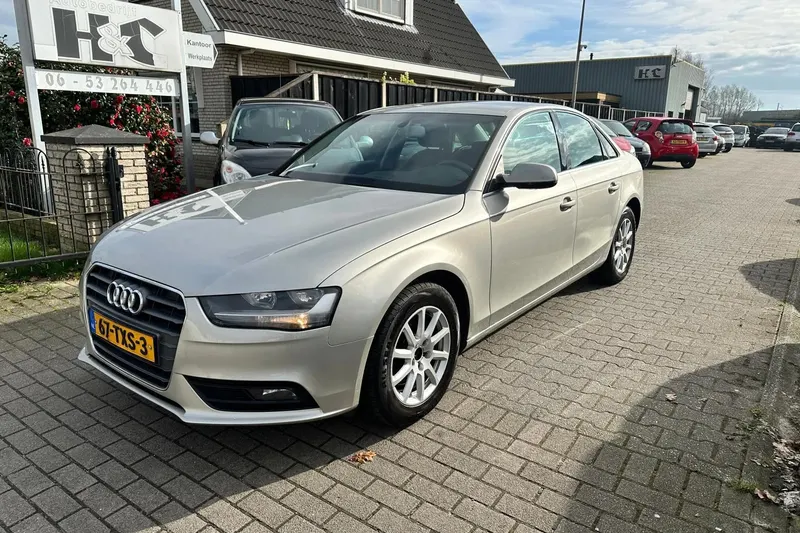 Audi A4 (2012)