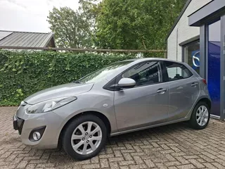 Mazda 2 (2012) — foto 1