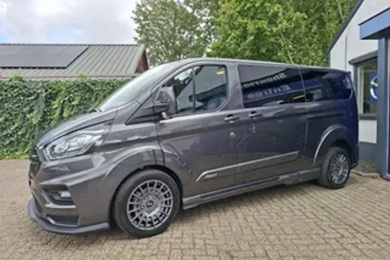 Ford Transit Custom (2023)