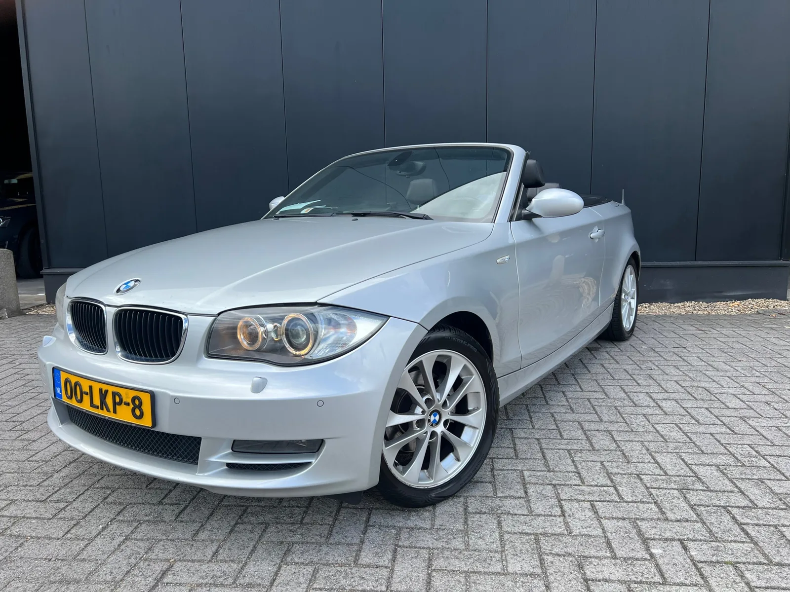 BMW 1-Serie (2009) — foto 1