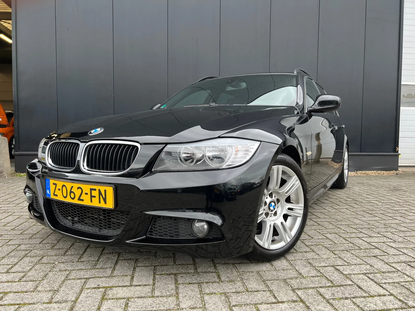 BMW 3-Serie (2009) — foto 1