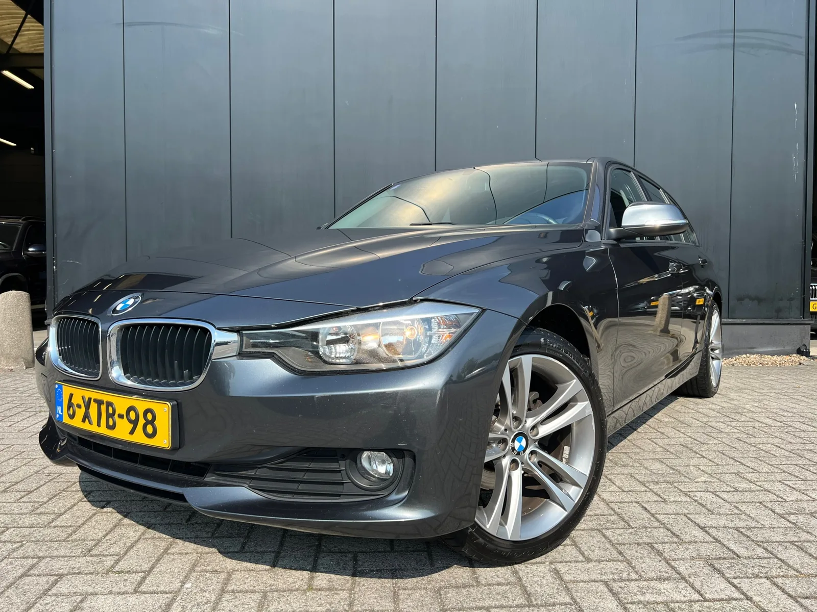BMW 3-Serie (2014) — foto 1