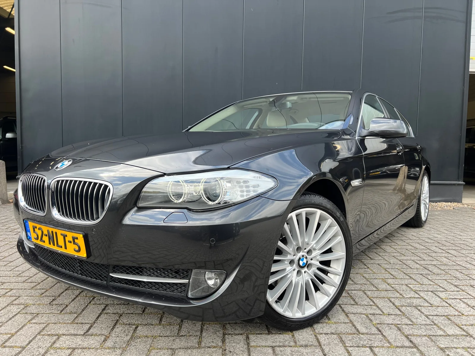 BMW 5-Serie (2010) — foto 1
