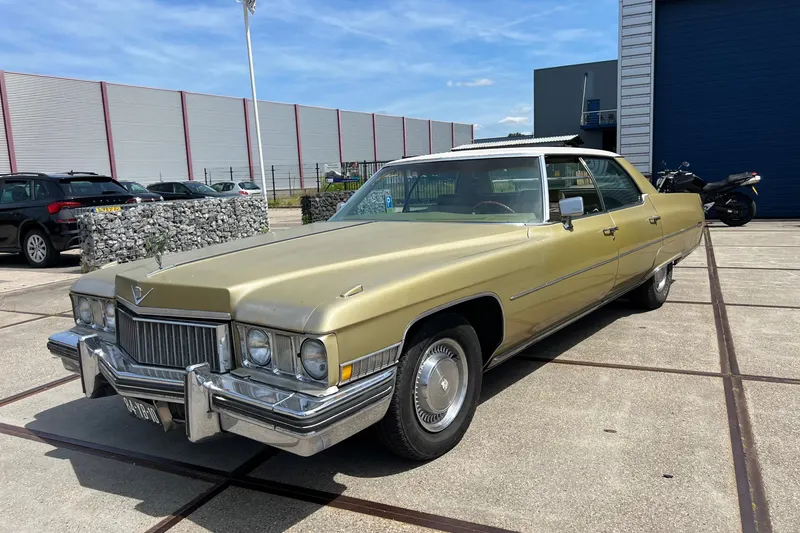 Cadillac De Ville (1973)