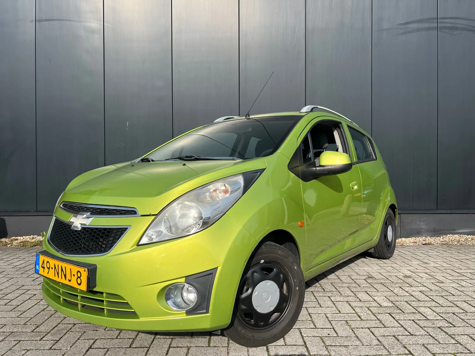 Chevrolet Spark (2010) — foto 1