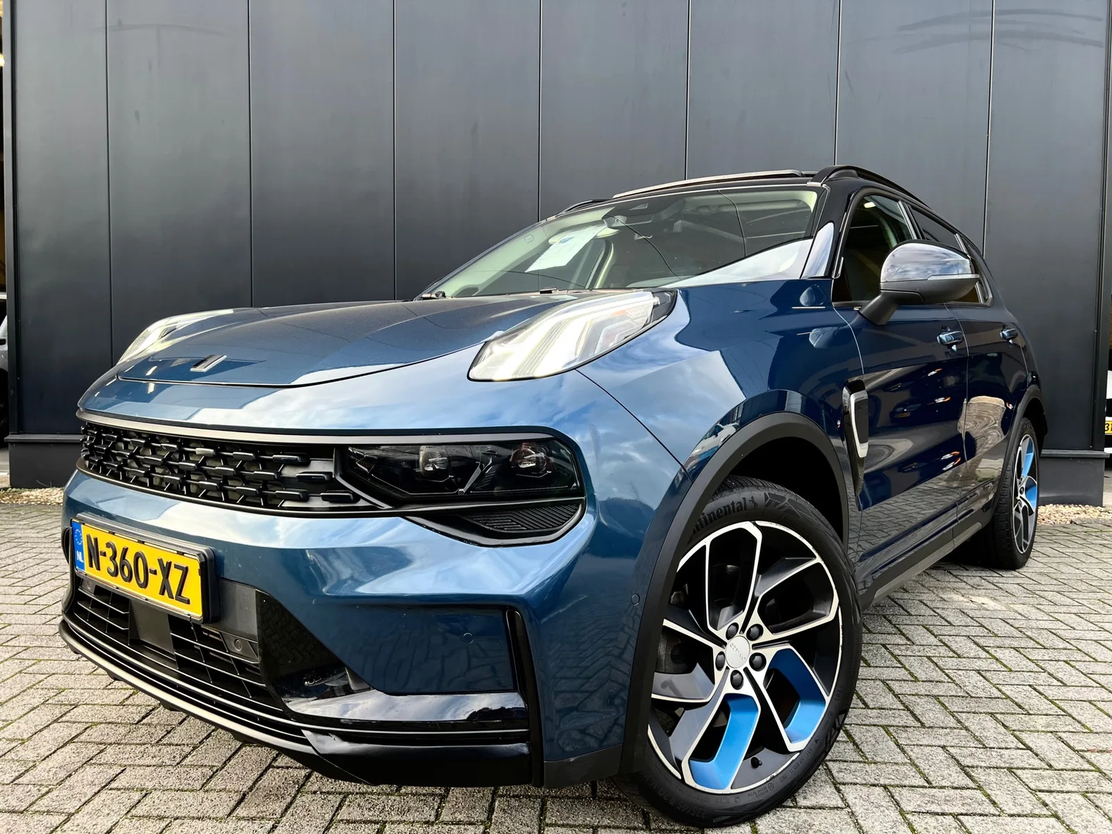 Lynk & Co 01 (2022) — foto 1