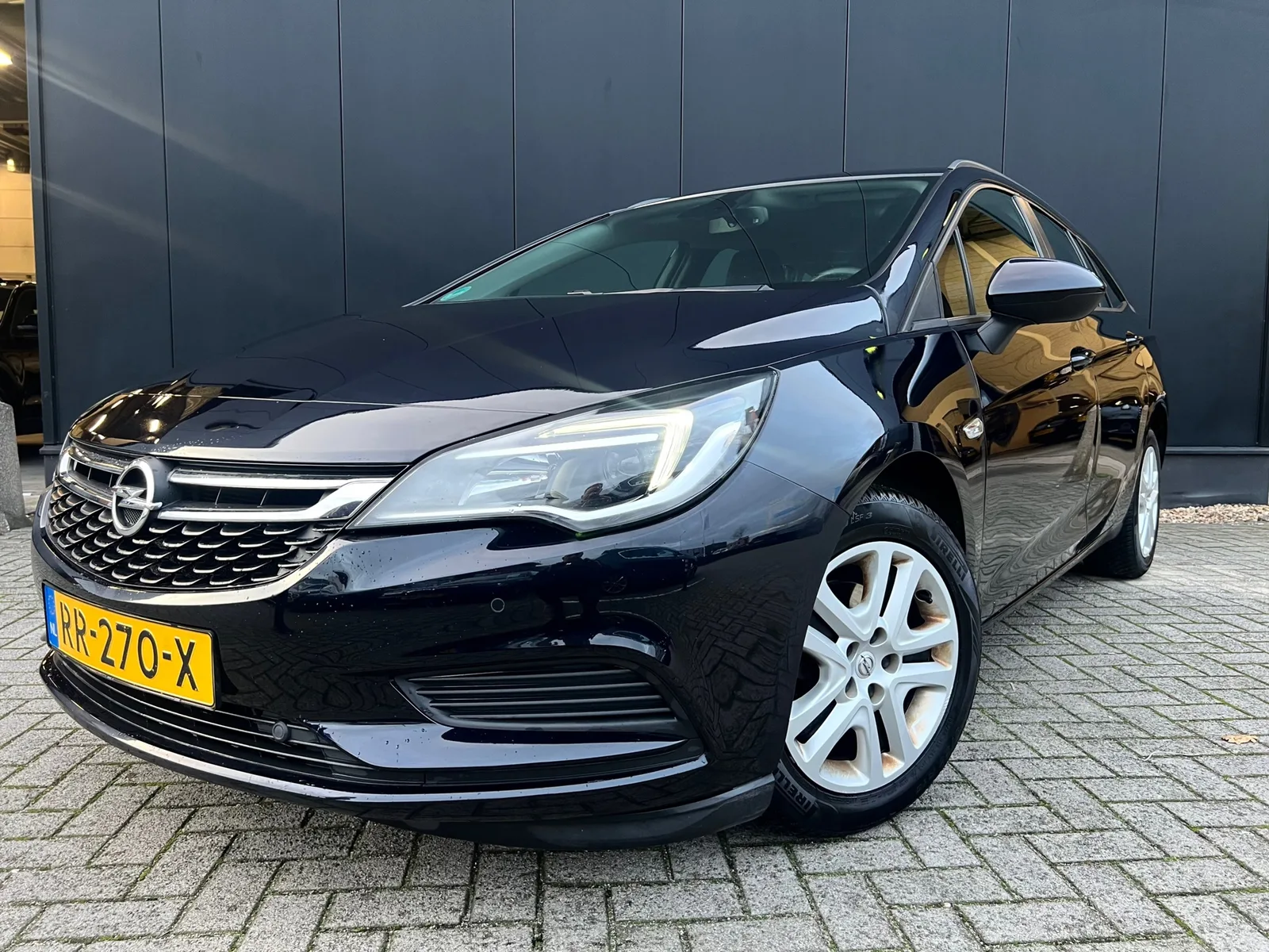 Opel Astra Sports Tourer (2018) — foto 1