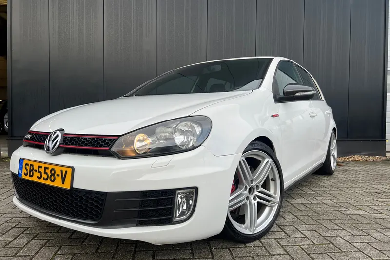 Volkswagen Golf (2010)
