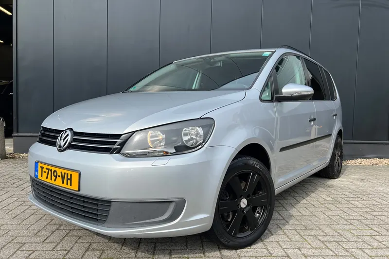 Volkswagen Touran (2011)